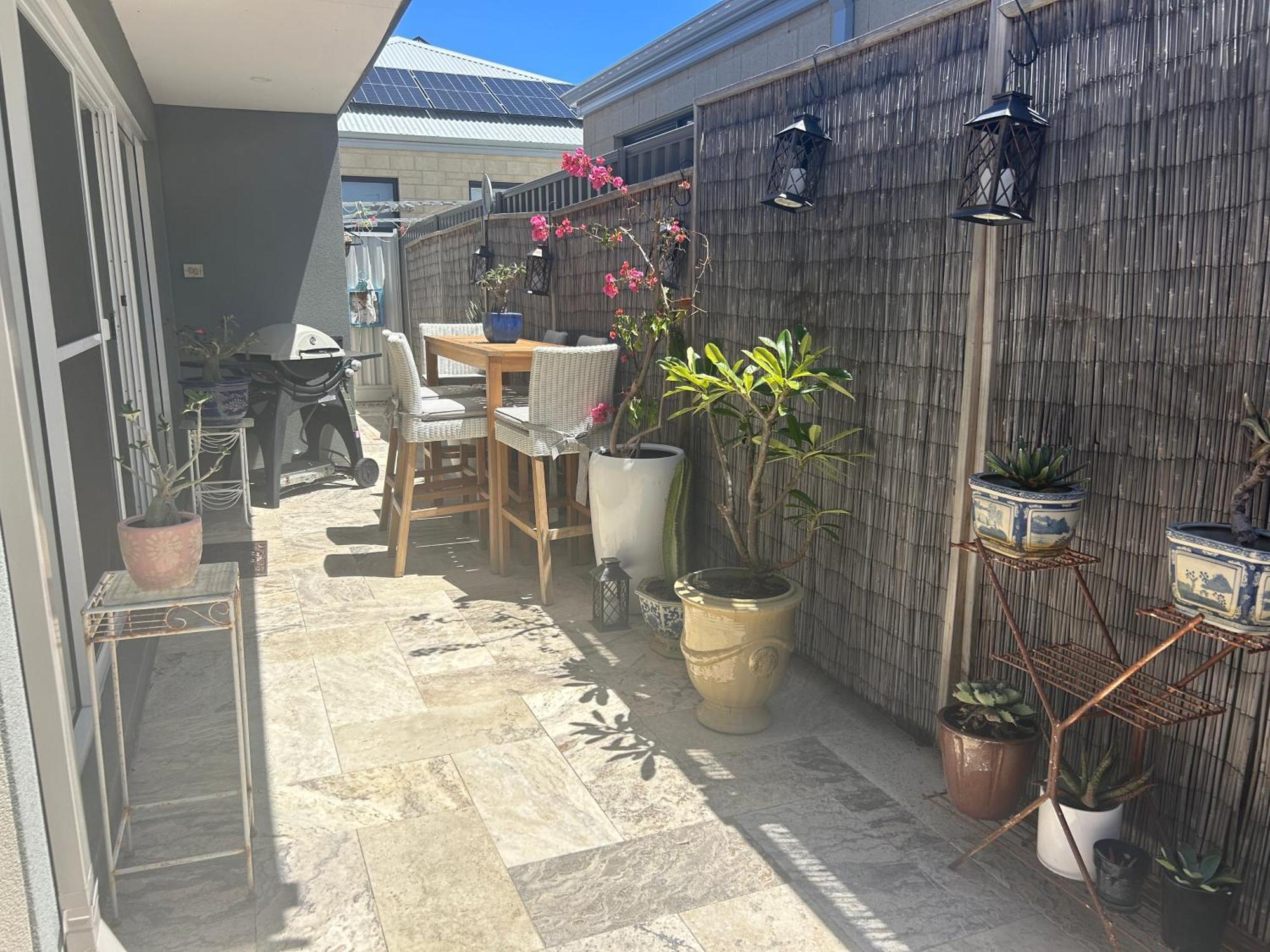 Whitfords Garden Retreat — Photos 3
